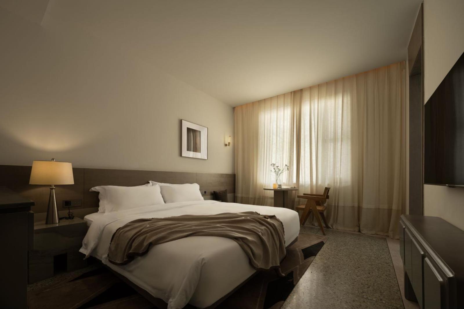 Wezo Hotel Kuanzhai Alley Chengdu-Breakfast Till 12Noon-Lv City Guide Recommended Hotel Экстерьер фото